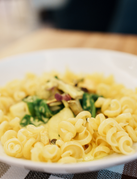 Möwe Elite Nudeln mit Fischragout