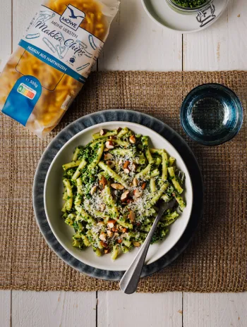 Möwe Makka Chips mit Grünkohlpesto
